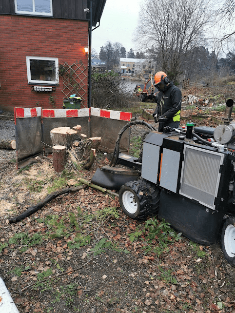 Stubbfräsning Huddinge